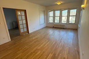 2139 W Lunt Ave, Chicago, IL 60645 - Photo 5