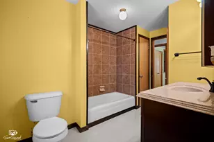 2750 E Riverview Dr, Kankakee, IL 60901 - Photo 17