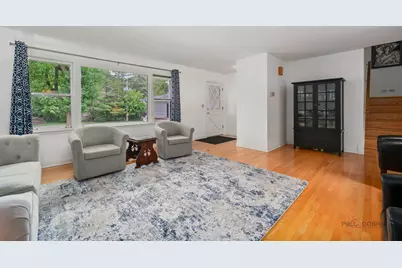 783 Green Briar Lane, Lake Forest, IL 60045 - Photo 9