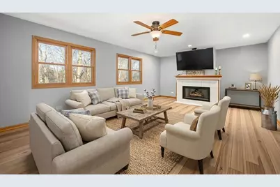 336 Panama Avenue, Hampshire, IL 60140 - Photo 5