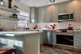 5412 N Hoyne Ave, Chicago, IL 60625 - Photo 9