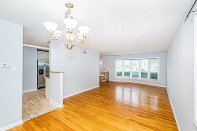 1767 E Cree Lane, Mount Prospect, IL 60056 - Photo 9