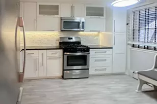 4730 N Kenneth Ave, Chicago, IL 60630 - Photo 5