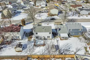 813 Kansas St, Carol Stream, IL 60188 - Photo 39