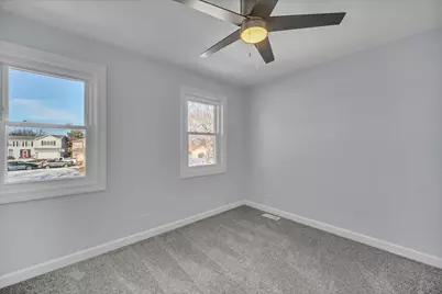 813 Kansas Street, Carol Stream, IL 60188 - Photo 29