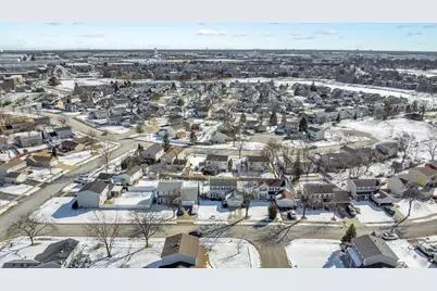 813 Kansas Street, Carol Stream, IL 60188 - Photo 41