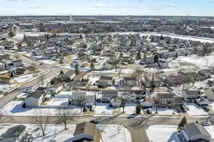 813 Kansas St, Carol Stream, IL 60188 - Photo 41