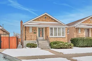 6049 S Mobile Ave, Chicago, IL 60638 - Photo 1