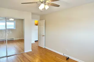 870 E Old Willow Rd, Prospect Heights, IL 60070 - Photo 9