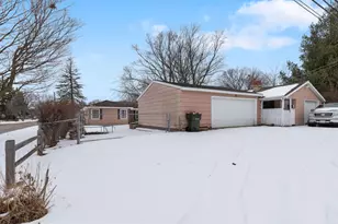 1215 Carmel Blvd, Zion, IL 60099 - Photo 17