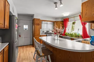 1215 Carmel Blvd, Zion, IL 60099 - Photo 9