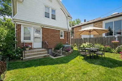 225 Burchell Avenue, Highwood, IL 60040 - Photo 23