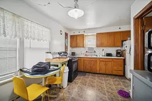 225 Burchell Ave, Highwood, IL 60040 - Photo 11