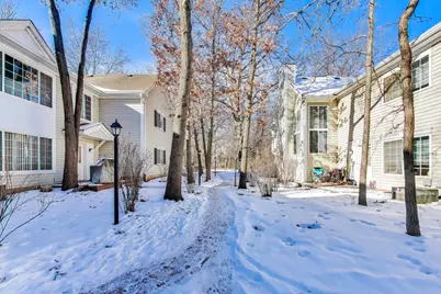 29 N Macgillis Drive #23-3, Round Lake, IL 60073 - Photo 3