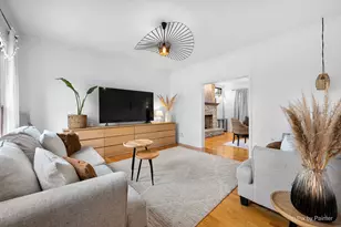 39W844 Carl Sandburg Rd, Saint Charles, IL 60175 - Photo 7