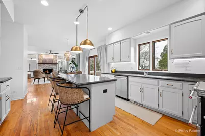 39W844 Carl Sandburg Road, Saint Charles, IL 60175 - Photo 19