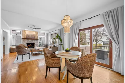 39W844 Carl Sandburg Road, Saint Charles, IL 60175 - Photo 13