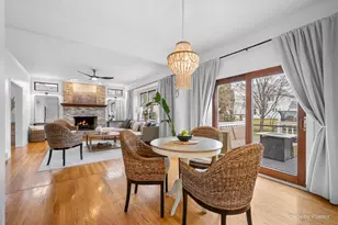 39W844 Carl Sandburg Rd, Saint Charles, IL 60175 - Photo 13