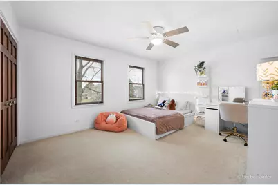 39W844 Carl Sandburg Road, Saint Charles, IL 60175 - Photo 33