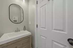 1239 N Rockwell St, Chicago, IL 60622 - Photo 27