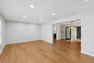 12323 S 74th Ave, Palos Heights, IL 60463 - Photo 3