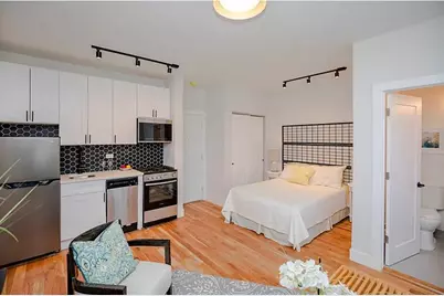 [Address not provided], Chicago, IL 60613 - Photo 3