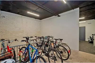 [Address not provided], Chicago, IL 60613 - Photo 7