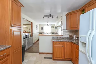 260 W Country Ct, Bourbonnais, IL 60914 - Photo 15