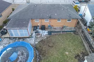 260 W Country Ct, Bourbonnais, IL 60914 - Photo 39