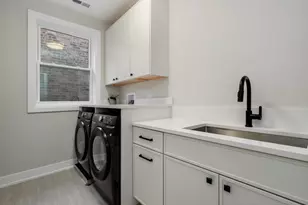 3051 N Christiana Ave, Chicago, IL 60618 - Photo 19