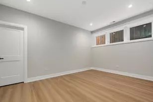 3051 N Christiana Ave, Chicago, IL 60618 - Photo 23