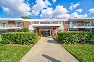 100 Deborah Ln, Wheeling, IL 60090 - Photo 1