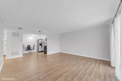 100 Deborah Lane #16A, Wheeling, IL 60090 - Photo 3