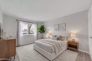 100 Deborah Ln, Wheeling, IL 60090 - Photo 7