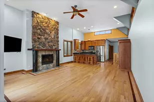 1031 N Marshfield Ave, Chicago, IL 60622 - Photo 5