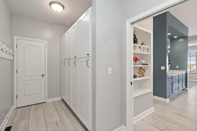 487 Quinlan Avenue, Dekalb, IL 60115 - Photo 9