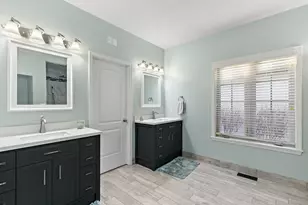 487 Quinlan Ave, Dekalb, IL 60115 - Photo 13