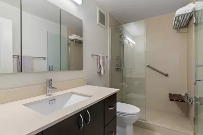 4170 N Marine Drive #6B, Chicago, IL 60613 - Photo 9