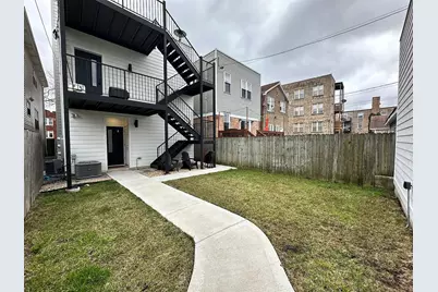 4222 N Bernard Street #2, Chicago, IL 60618 - Photo 9