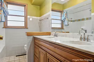 1913 Rancho Ln, Des Plaines, IL 60016 - Photo 13