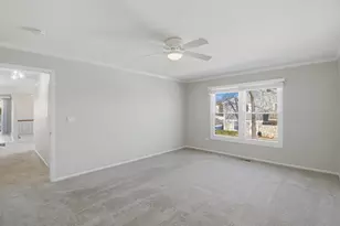 205 Nantucket Harbor, Schaumburg, IL 60193 - Photo 13