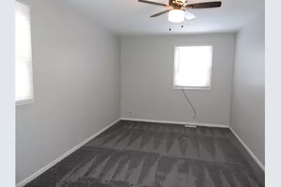 15328 Parkside Drive, Markham, IL 60428 - Photo 13