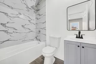 4216 W West End Ave, Chicago, IL 60624 - Photo 23