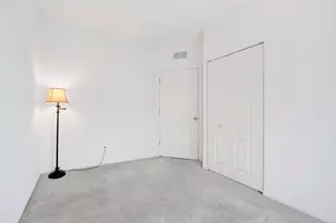 51 Arboretum Dr, Lombard, IL 60148 - Photo 21