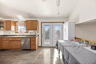 520 High Grove Dr, Minooka, IL 60447 - Photo 9