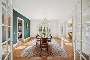 985 Pine Tree Ln, Winnetka, IL 60093 - Photo 9