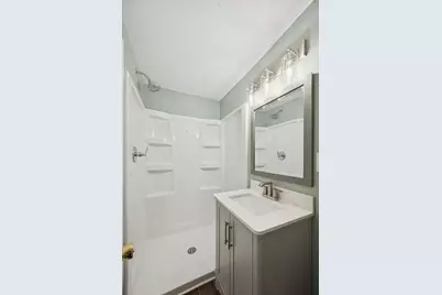 7211 Longmeadow Lane, Hanover Park, IL 60133 - Photo 9