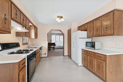 320 Garfield Avenue, New Lenox, IL 60451 - Photo 7