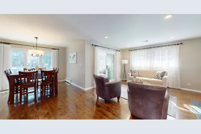 507 S I Oka Avenue, Mount Prospect, IL 60056 - Photo 9