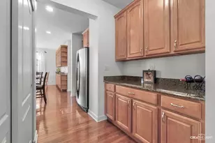 810 Georgetown Dr, Oswego, IL 60543 - Photo 11